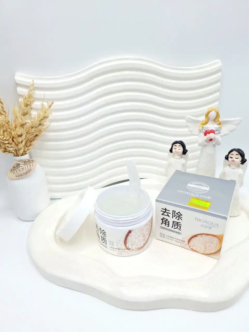 اسکراب برنج لایه بردار قوی و روشن کننده بیوآکوا BIOAQUA کد 7282
