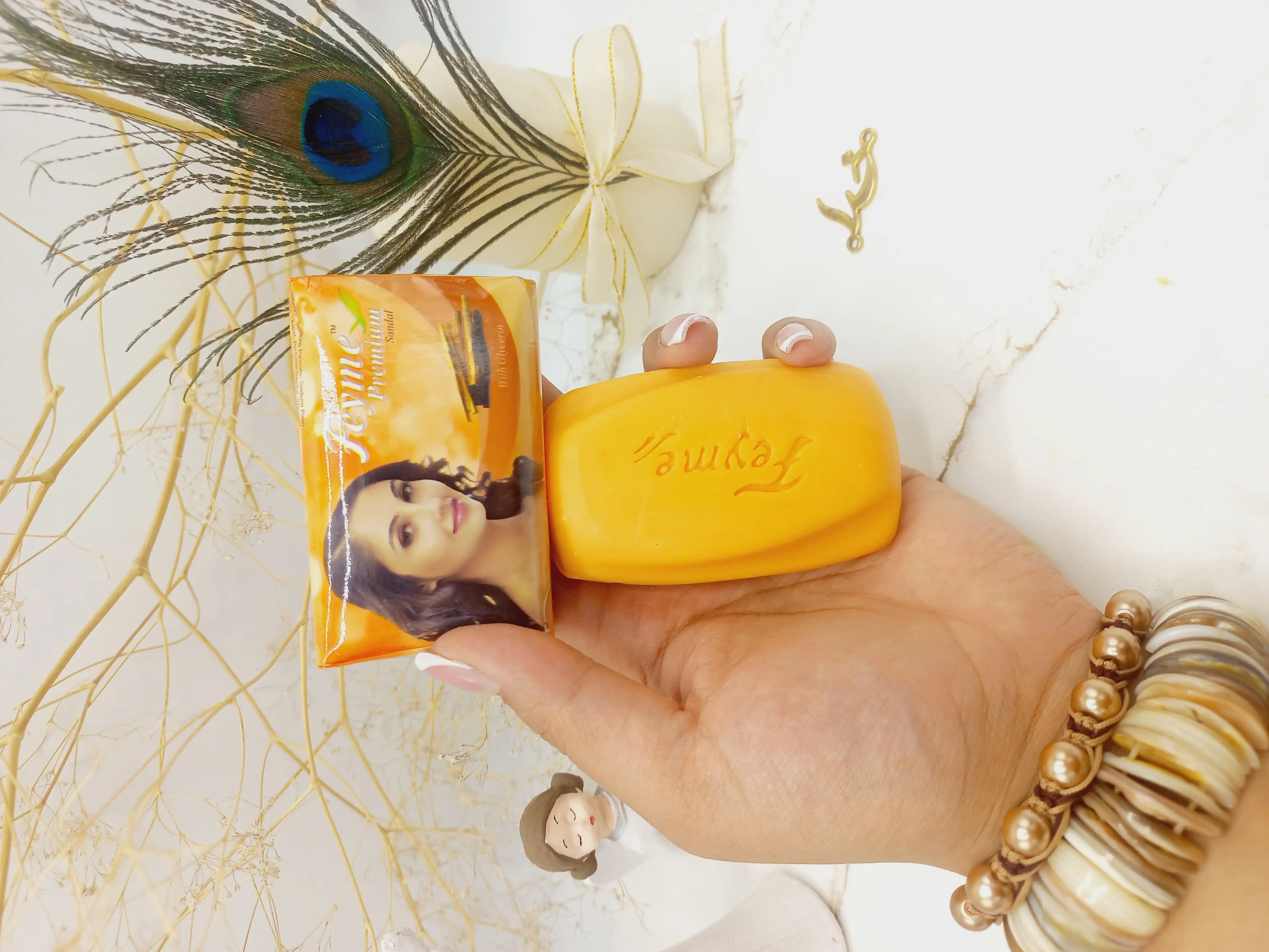 صابون حاوی عصاره دارچین برند Feyme