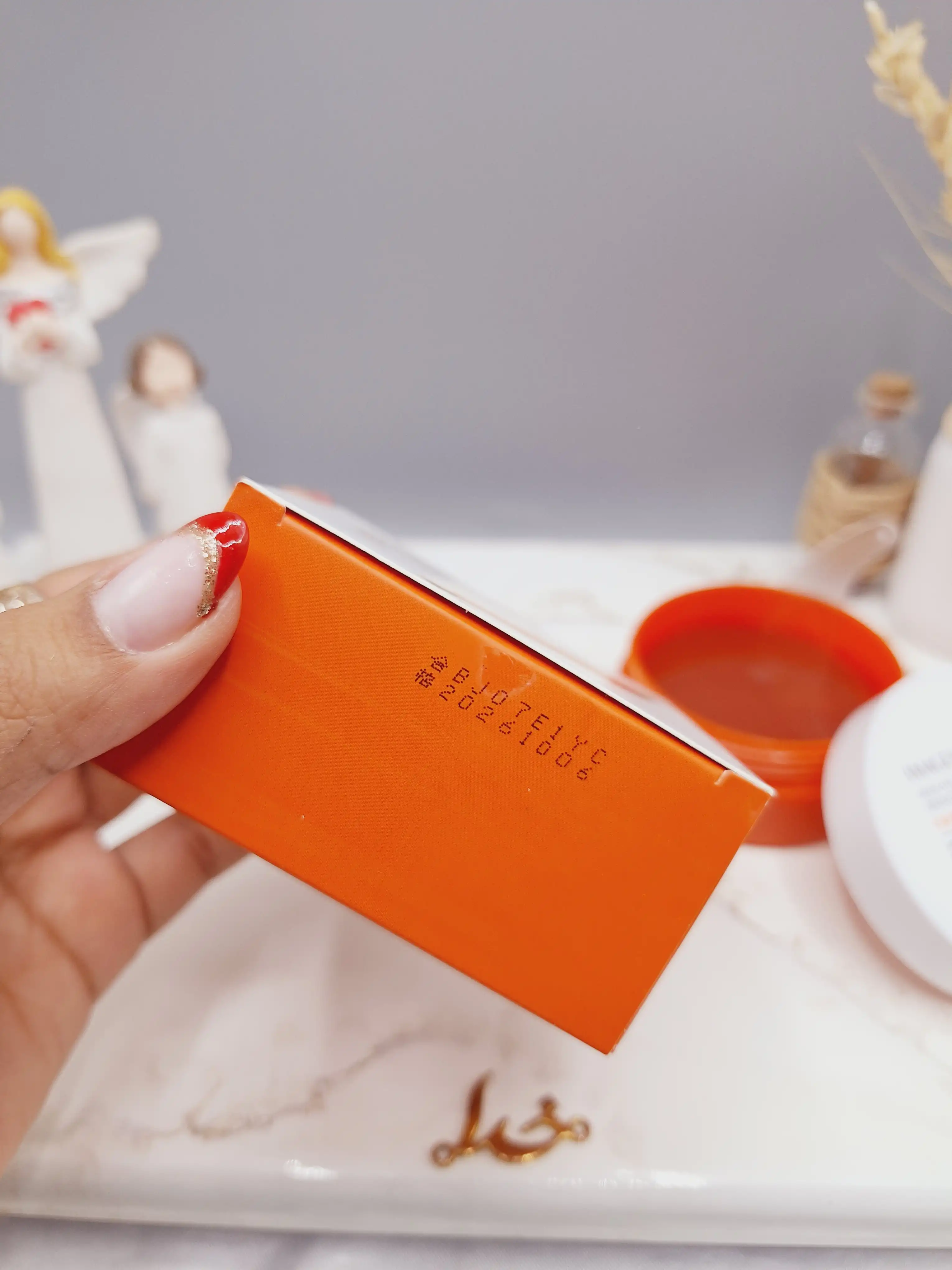 پچ زیر چشم کاسه ای پرتقال خونی ایمجیز XXM23501