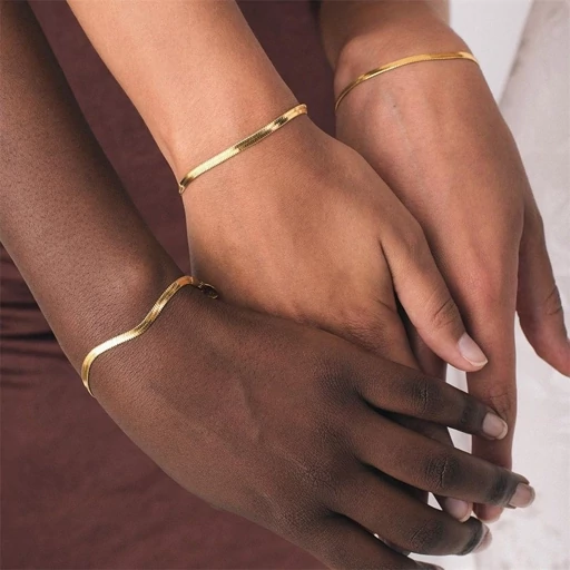 دستبند ماری رنگ طلایی