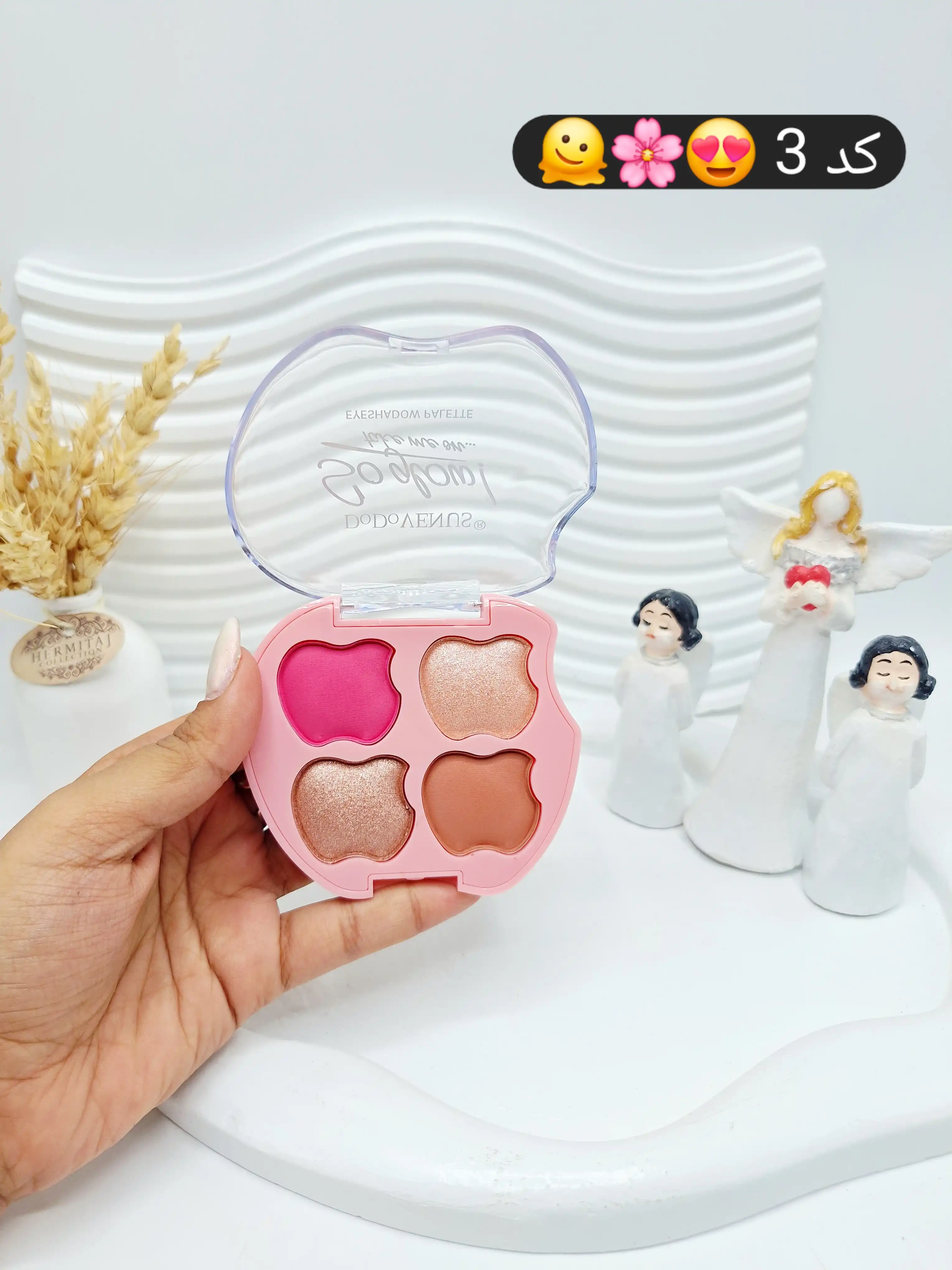 پالت 4 تایی رژ گونه و هایلایتر طرح اپل برند DODOVENUS0 کد 0440