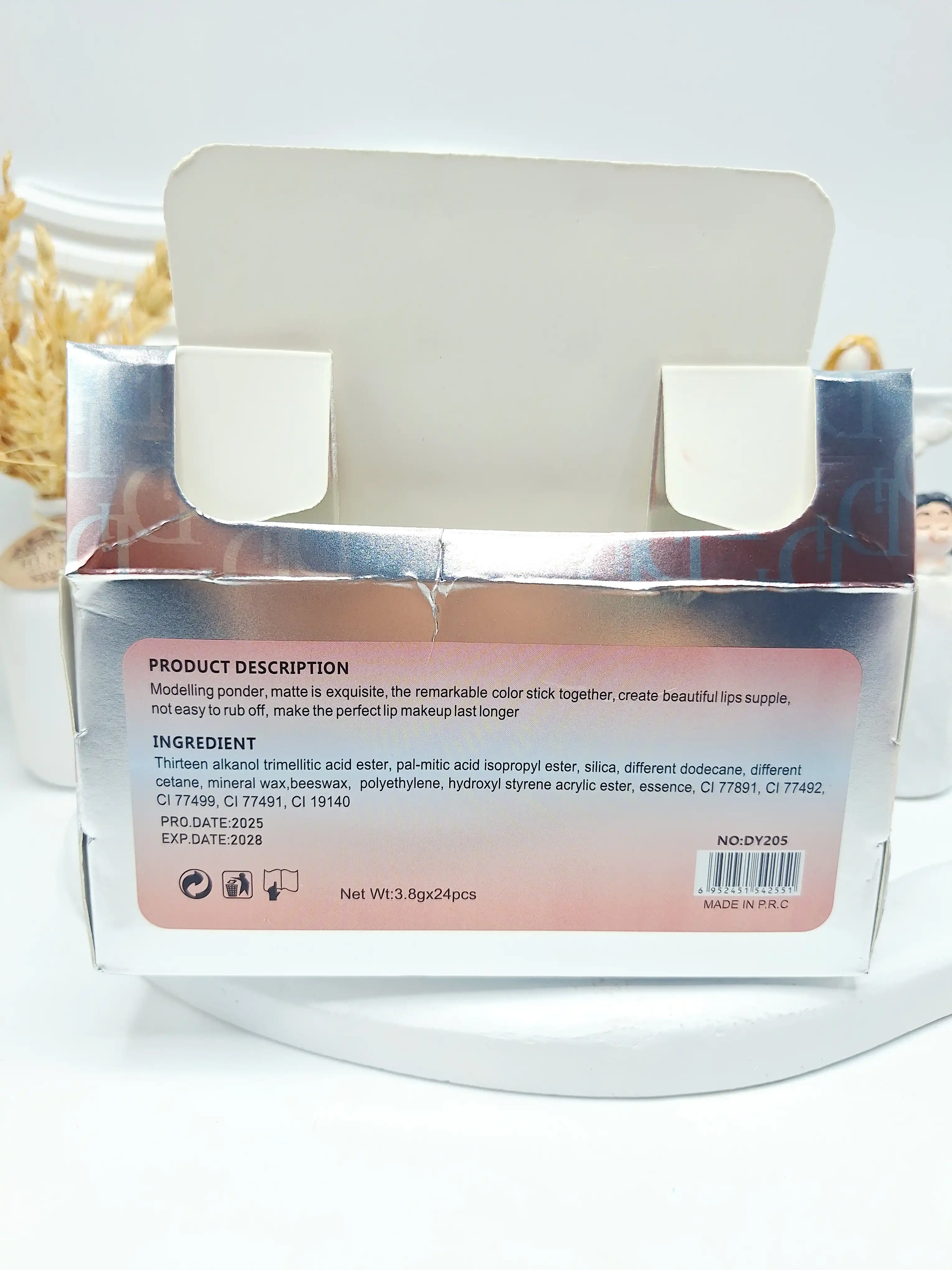 رژ لب جامد پوکه مشکی دیور کد 205